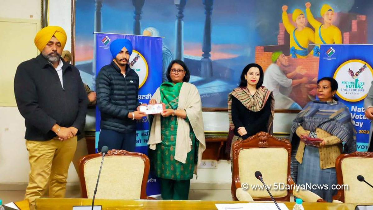 DC Fatehgarh Sahib, Parneet Shergill, Fatehgarh Sahib, Deputy Commissioner Fatehgarh Sahib 