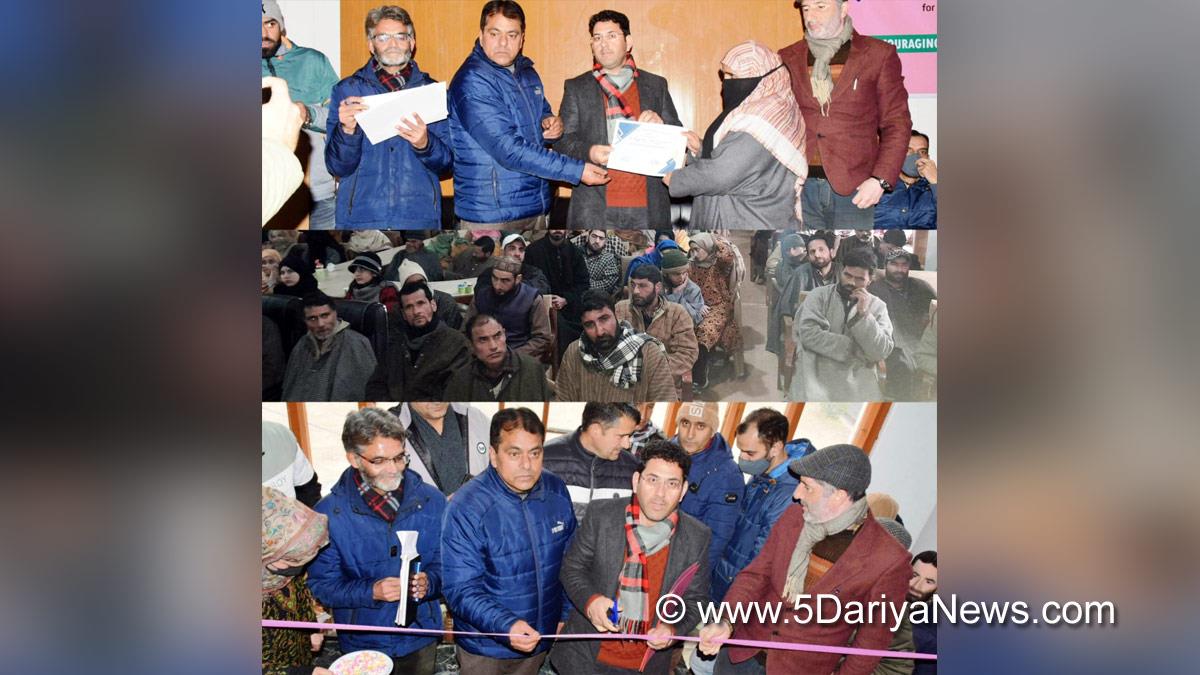 Pulwama, Handicrafts and Handloom, Kashmir, Jammu And Kashmir, Jammu & Kashmir, District Administration Pulwama,Handicrafts, Handloom