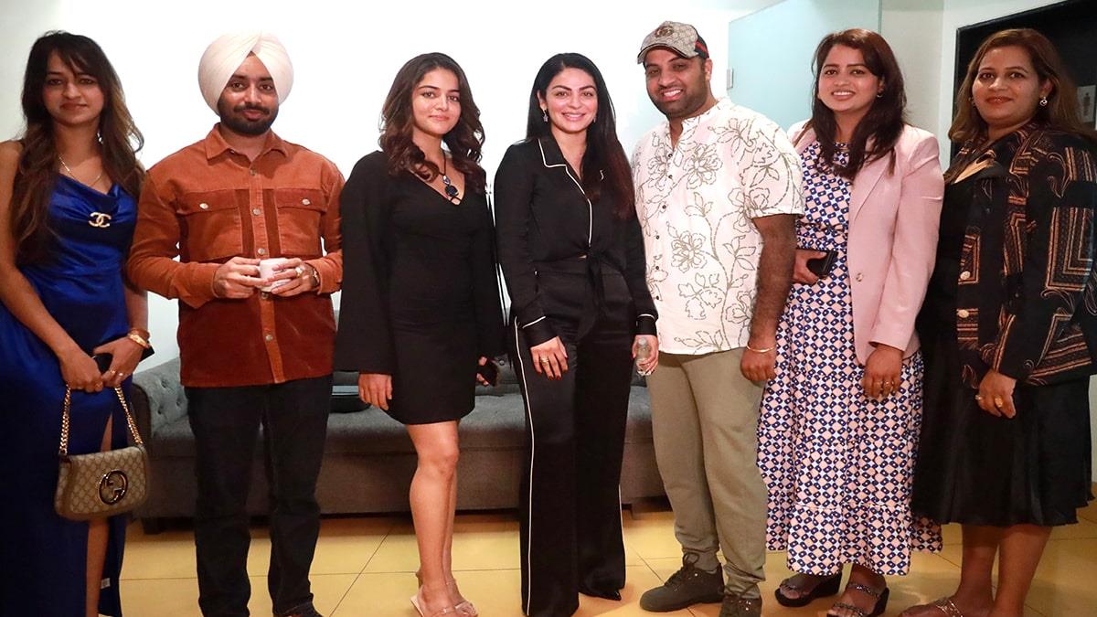Pollywood, Neeru Bajwa, Satinder Sartaaj, Wamiqa Gabbi, Prince Kanwaljit Singh, Vijay Kumar Arora, Harinder Kour, Kali Jotta, Kali Jotta Release Date, Kali Jotta Cast, Kali Jotta Movie, Kali Jotta Movie Release Date, Neeru Bajwa Entertainment, U&I Filmz, VH Entertainment, Sunny Raj, Sarla Rani, Varun Arora, Santosh Subhash Thite, Kali Jotta Movie Producer, Kali Jotta Producer