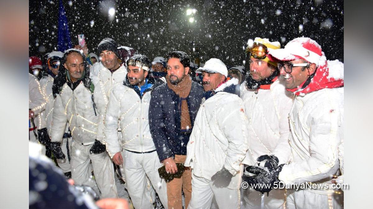 Gulmarg, Anurag Thakur, Anurag Singh Thakur, Union Minister for Sports and Youth Affairs Information and Broadcasting, BJP, Bhartiya Janta Party