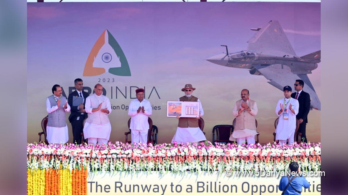 Narendra Modi, Modi, BJP, Bharatiya Janata Party, Prime Minister of India, Prime Minister, Narendra Damodardas Modi, Basavaraj Bommai, Chief Minister Of Karnataka, Rajnath Singh, Union Defence Minister, Defence Minister of India, Aero India Show, Aero India Show 2023
