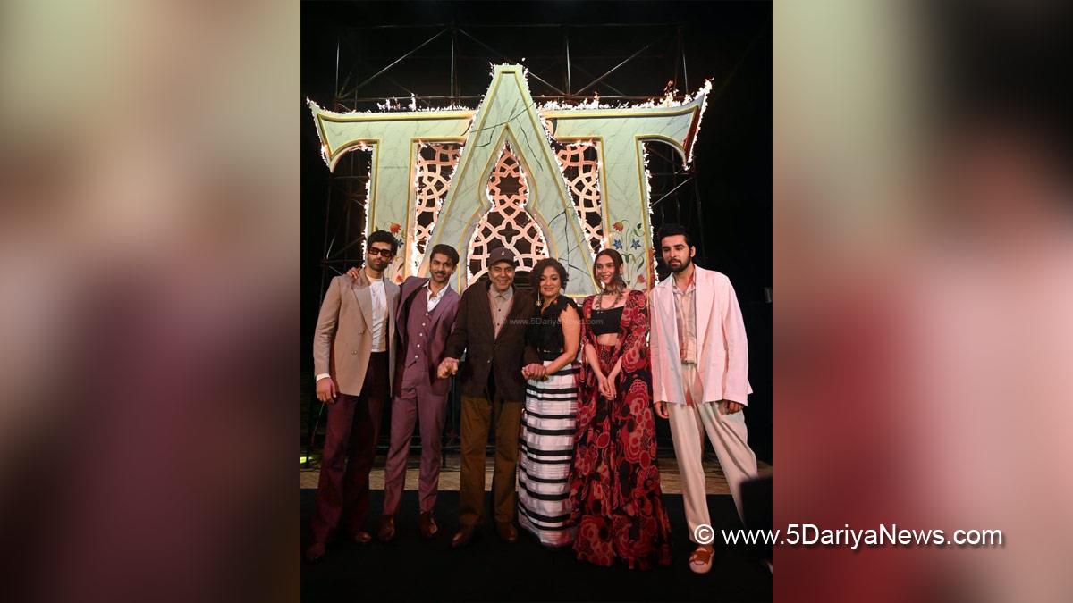 Bollywood, Web Series, Entertainment, Mumbai, Actor, Cinema, Hindi Films, Movie, Mumbai News, Naseeruddin Shah, Taj Divided by Blood