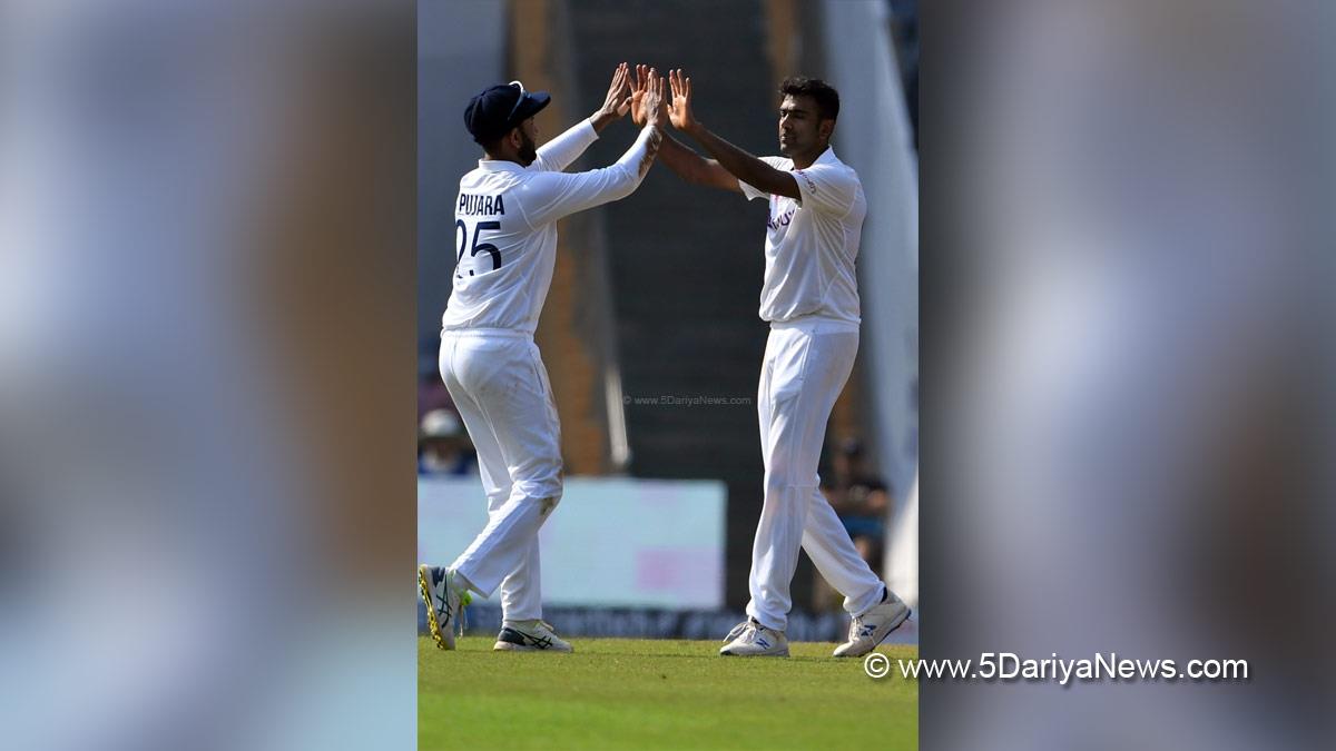 Sports News, Cricket, Cricketer, Player, Bowler, Batsman, India, Australia, India Vs Australia, Test Series, Border Gavaskar Trophy, Border Gavaskar Test Series, Ravichandran Ashwin, Cheteshwar Pujara
