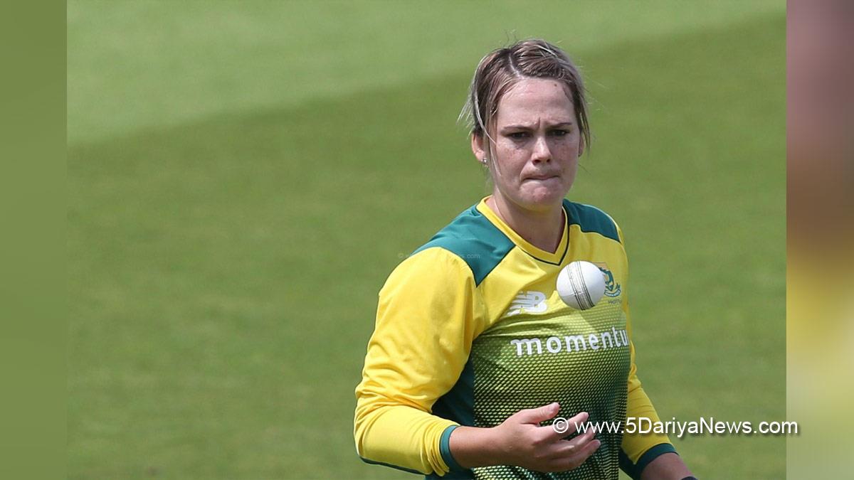 Sports News, Cricket, Cricketer, Player, Bowler, Batswoman, Womens Premier League, WPL, Womens Premier League 2023, WPL 2023, WPL Auction, WPL Auction 2023, WPL Player Auction, WPL 2023 Auction, Dane van Niekerk, Royal Challengers Bangalore, RCB
