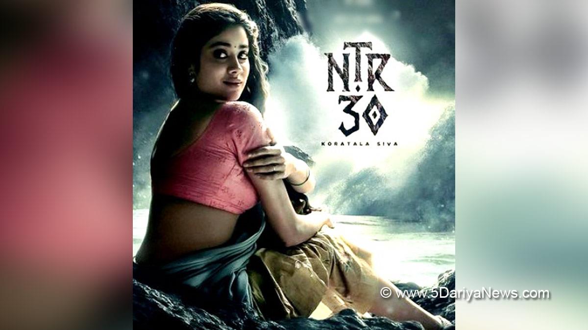Bollywood, Tollywood, Janhvi Kapoor, NTR 30, Janhvi Kapoor Tollywood, Janhvi Kapoor Tollywood Movie, Janhvi Kapoor Tollywood Debut, Janhvi Kapoor NTR 30, Janhvi Kapoor NTR 30 Debut, Janhvi Kapoor NTR 30 Movie, Janhvi Kapoor Tollywood News, Janhvi Kapoor Latest News, NTR 30 Release Date, NTR 30 Cast, NTR 30 Movie Release Date, NTR 30 Movie Cast