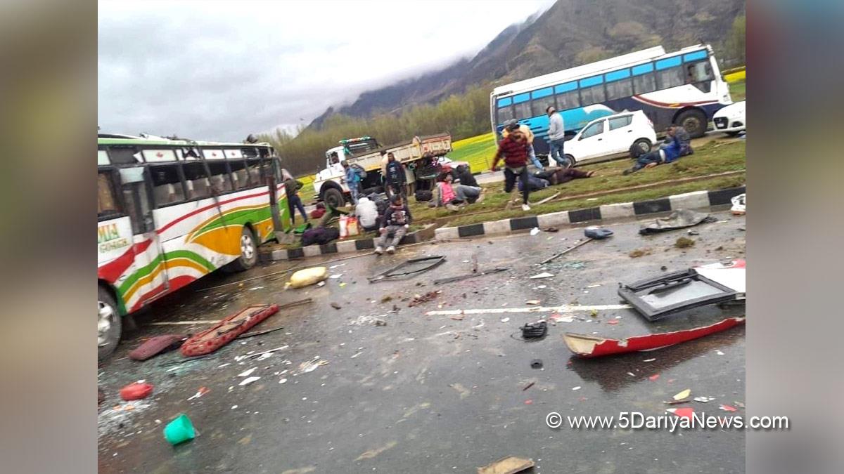 Hadsa, Hadsa India, Srinagar, Accident, Road Accident, Jammu And Kashmir, Jammu & Kashmir, Pulwama Accident