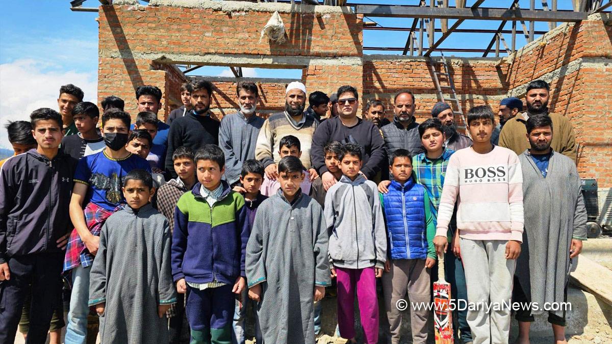 Irfan Manhas, Shopian, Kashmir, Jammu And Kashmir, Jammu & Kashmir, Aarbagh Cricket Stadium, Shadab Karewa