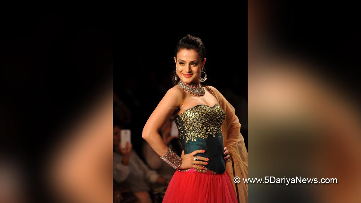 Bollywood, Entertainment, Mumbai, Actress, Cinema, Hindi Films, Movie, Mumbai News, Heroine, Amisha Patel