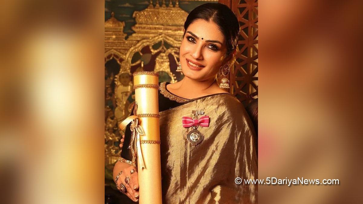 Bollywood, Entertainment, Mumbai, Actor, Actress, Cinema, Hindi Films, Movie, Mumbai News, Heroine, Raveena Tandon, Raveena Tandon Padma Shri, Raveena Tandon Trolled, Raveena Tandon Reply