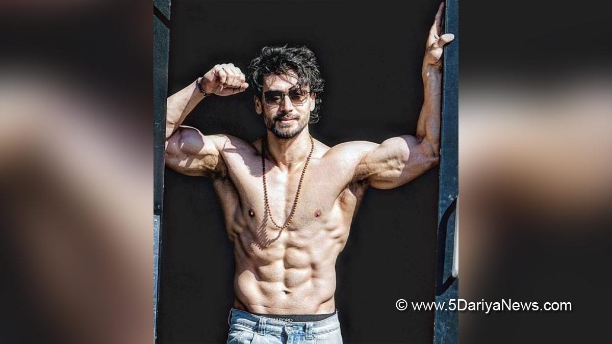 Tiger Shroff, Bollywood, Entertainment, Mumbai, Actor, Cinema, Hindi Films, Movie, Mumbai News, Tiger Shroff Abs, Tiger Shroff Latest News, Ganapath, Bade Miyan Chote Miyan