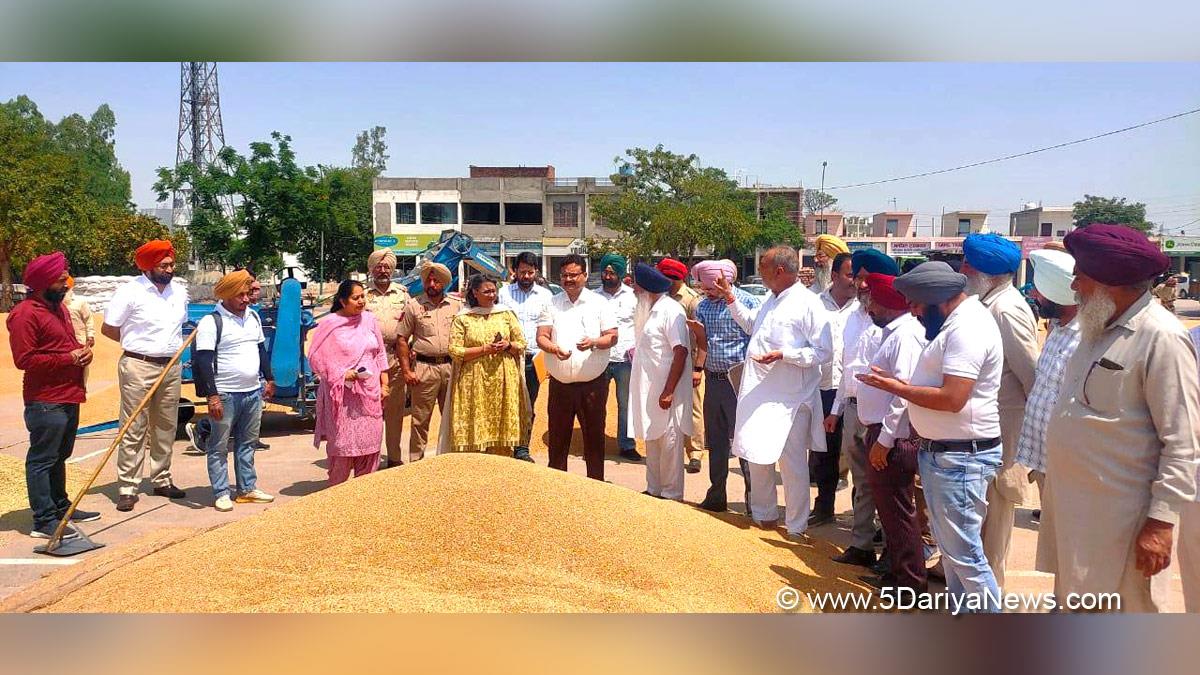 DC Fatehgarh Sahib, Parneet Shergill, Fatehgarh Sahib, Deputy Commissioner Fatehgarh Sahib, Pardeep Sabharwal