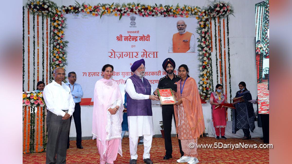 Hardeep Singh Puri, BJP, Bharatiya Janata Party, Patiala Locomotive Works, Parneet Kaur, Preneet Kaur, Punjab Pradesh Congress Committee, Congress, Punjab Congress, Patiala