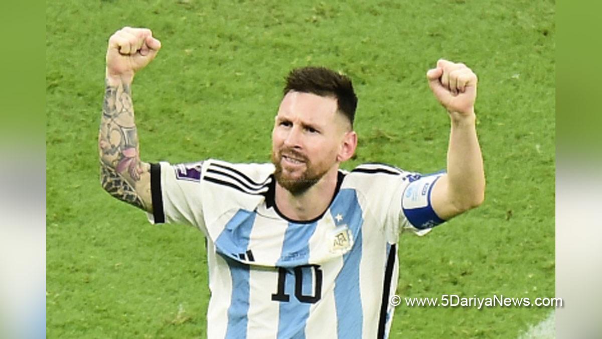 Sports News, Football, Football Player, Robert Lewandowski, FC Barcelona, Lionel Messi