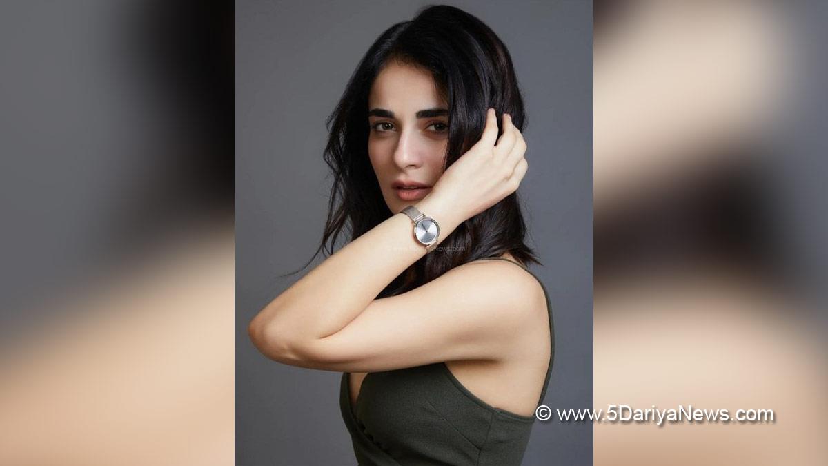 TV, Television, Entertainment, Mumbai, Actor, Actress, Mumbai News, Radhika Madan, Saas Bahu aur Flamingo