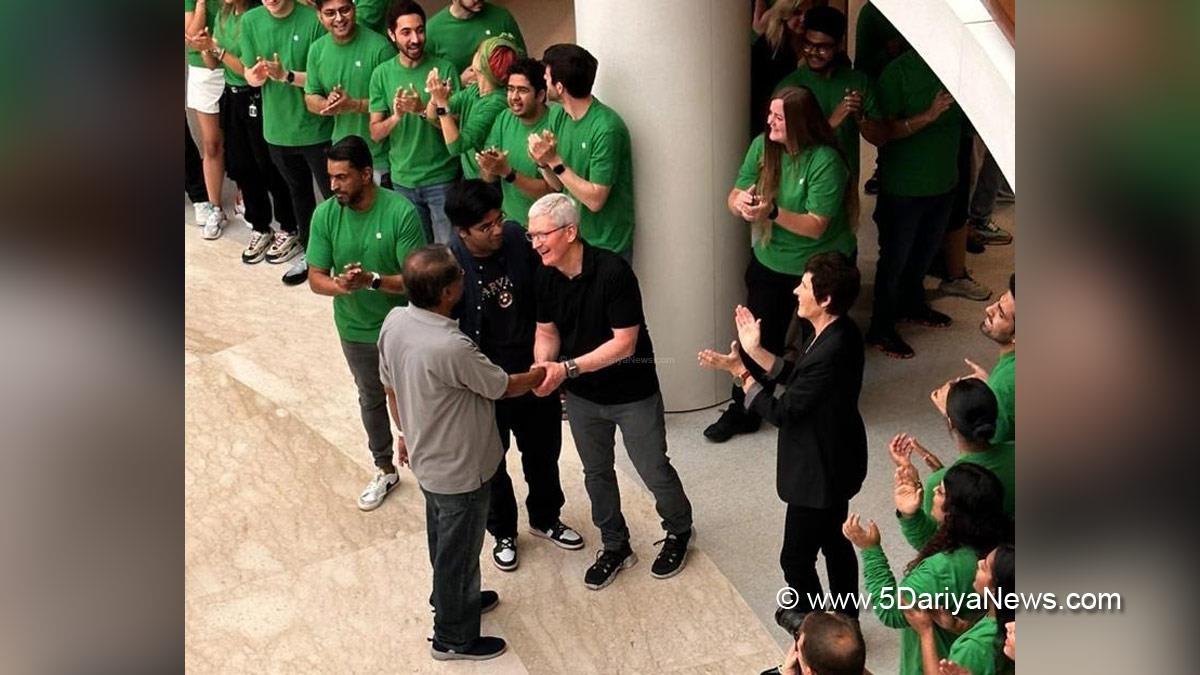 Commercial, Apple, Apple Store, Apple Retail Store, Apple Store India, Apple Store Mumbai, Apple Retail Store India, Apple Retail Store Mumbai, Apple Retail Store Delhi, Apple Store Delhi, Apple Retail Store India Launch, Tim Cook, Tim Cook Apple, Tim Cook Apple Store, Tim Cook Apple Store India