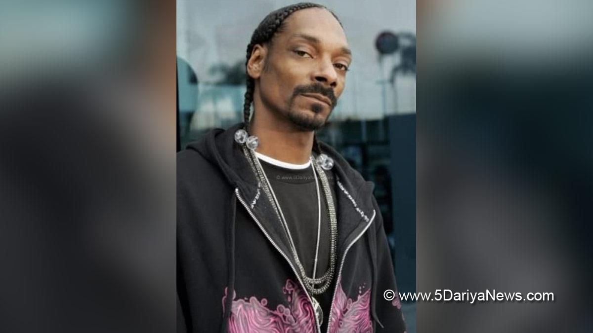Hollywood, Los Angeles, Actor, Actress, Snoop Dogg, Allen Hughes, Director Allen Hughes, Snoop Dogg Biopic 