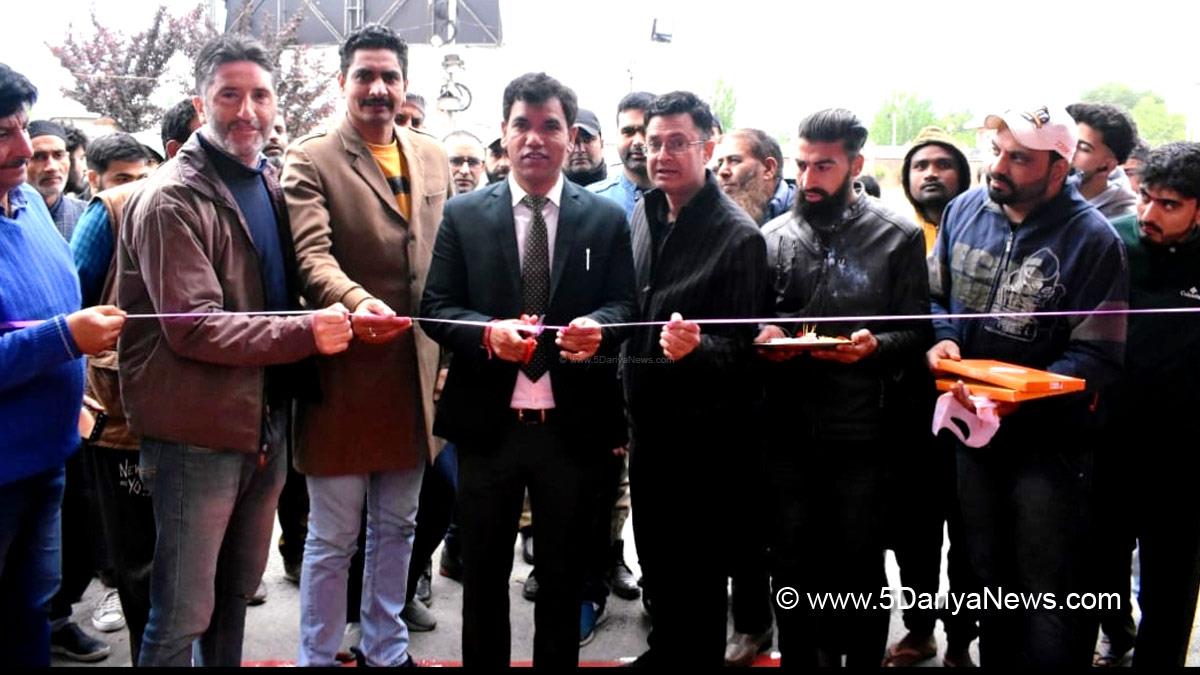 Srinagar, DDC Kashmir, Pandurang Kondbara Pole, Divisional Commissioner Kashmir, Jammu, Kashmir, Jammu And Kashmir, Jammu & Kashmir