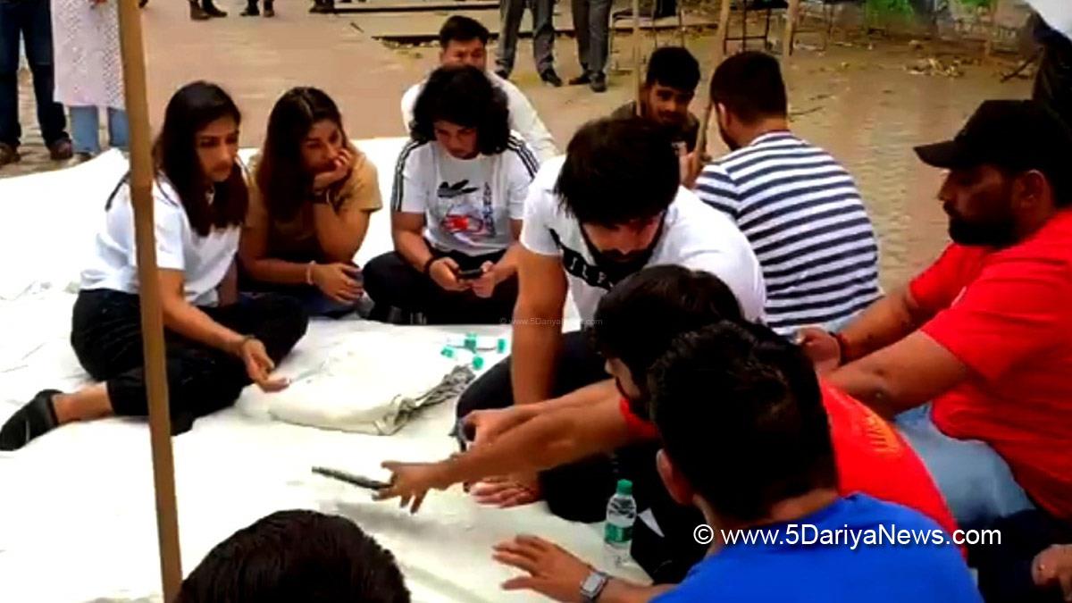 Protest, Sports News, Wrestling, Wrestler, Special News, WFI Sexual Harassment, Bajrang Punia, Sakshi Malik, Vinesh Phogat, Brij Bhushan Sharan Singh, Boxing Sexual Harrasment, Jantar Mantar, Protest Jantar Mantar, Protest Jantar Mantar, Wrestling Federation of India, Agitation, Demonstration, Strike