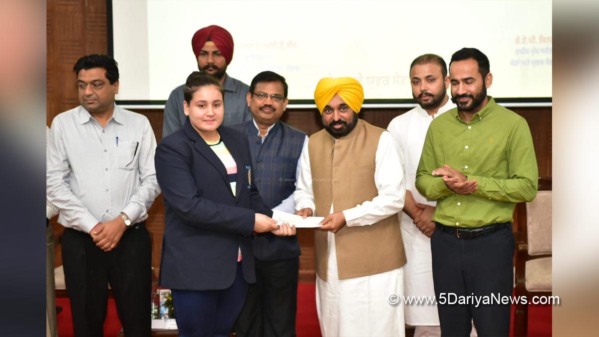 Bhagwant Mann, AAP, Aam Aadmi Party, Aam Aadmi Party Punjab, AAP Punjab, Government of Punjab, Punjab Government, Punjab, Chief Minister Of Punjab, Gurmeet Singh Meet Hayer, Meet Hayer, Parminder Singh Goldy
