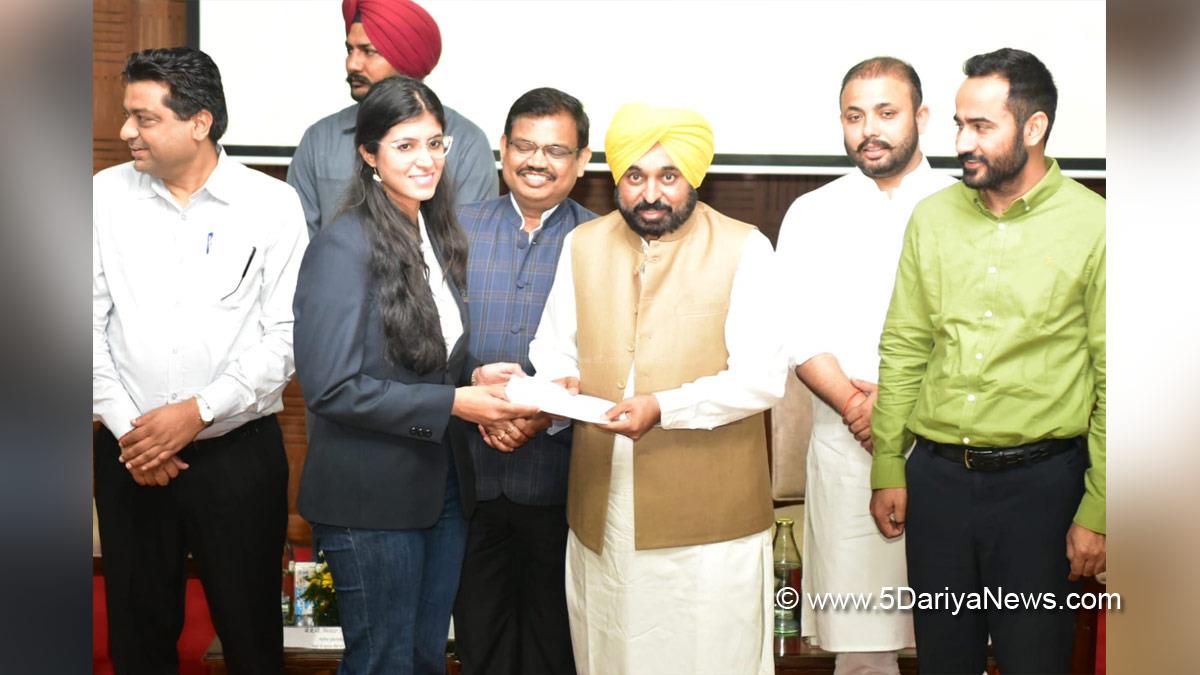Bhagwant Mann, AAP, Aam Aadmi Party, Aam Aadmi Party Punjab, AAP Punjab, Government of Punjab, Punjab Government, Punjab, Chief Minister Of Punjab, Gurmeet Singh Meet Hayer, Meet Hayer, Parminder Singh Goldy