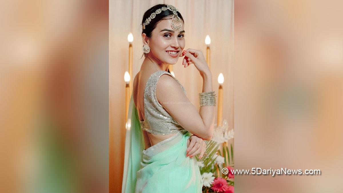 Bollywood, Entertainment, Mumbai, Actor, Actress, Cinema, Hindi Films, Movie, Mumbai News, Heroine, Anushka Kaushik