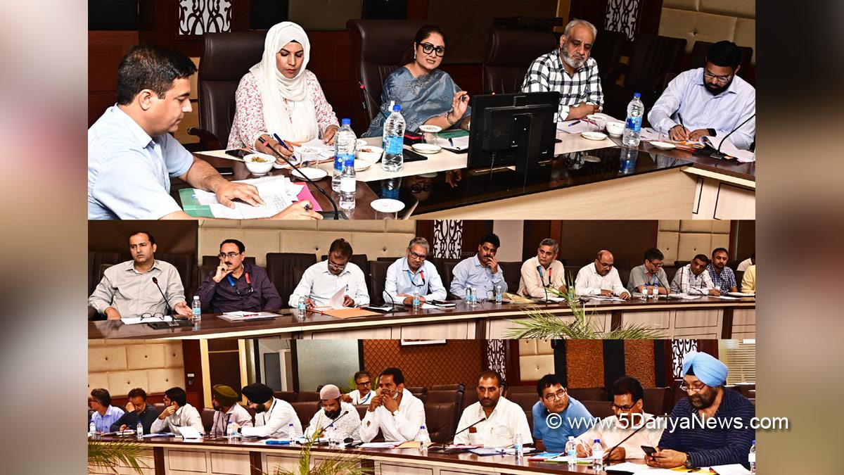 Hina Bhat, Kashmir, Jammu And Kashmir, Jammu & Kashmir, Jammu, J&K Khadi Villages and Industries Board, JKKVIB, Dr.Hina Shafi Bhat, KVIB