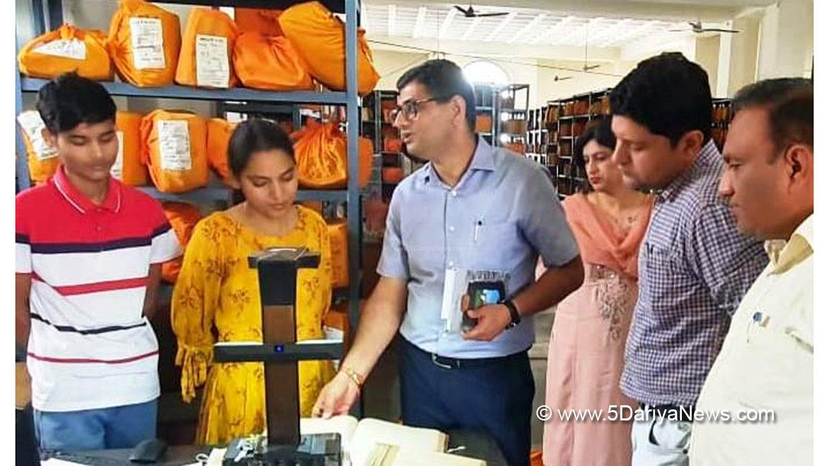 Director Archives, Archaeology and Museums, Pardeep Kumar, Kashmir, Jammu And Kashmir, Jammu & Kashmir