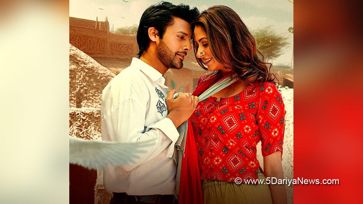 Music, Entertainment, Mumbai, Singer, Song, Mumbai News, Stebin Ben, Malvika Raaj, Stebin Ben Malvika Raaj, Stebin Ben Malvika Raaj Pyaar Mein, Pyaar Mein Song, Pyaar Mein Lyrics, Pyaar Mein Song Lyrics