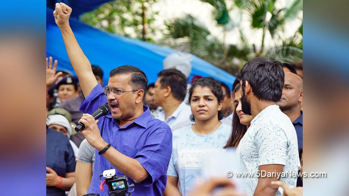 Protest, Wretlers Protest, Wretlers Protest New Delhi, Wretlers Protest News, Wretlers Protest Reason, Wretlers Protest In India, Brij Bhushan Sharan Singh News, Brij Bhushan Sharan Singh Latest News, Wrestling Federation of India, WFI, WFI President, Bajrang Punia, Vinesh Phogat, Sakshi Malik, Bajrang Vinesh Sakshi Protest, Wretlers Protest News Arvind Kejriwal, Arvind Kejriwal, Arvind Kejriwal Wretlers Protest