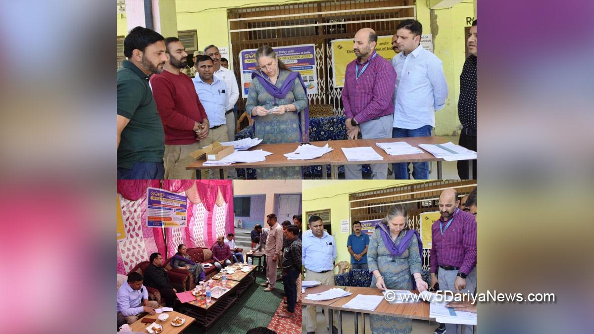 Sheetal Nanda, Kashmir, Jammu And Kashmir, Jammu & Kashmir, Ramban, Deputy Commissioner Ramban, Mussarat Islam, Mussarat ul-Islam, Kashmir, Jammu And Kashmir, Jammu & Kashmir, District Administration Ramban