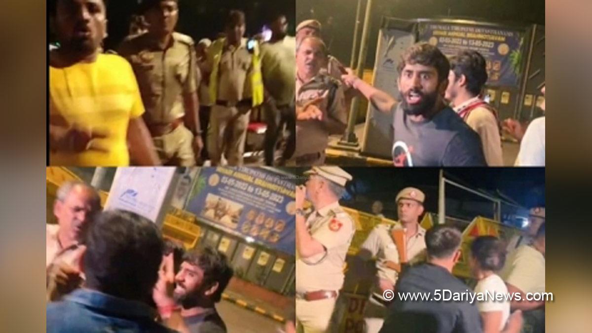 Protest, Wretlers Protest, Wretlers Protest New Delhi, Wretlers Protest News, Wretlers Protest Reason, Wretlers Protest In India, Brij Bhushan Sharan Singh News, Brij Bhushan Sharan Singh Latest News, Wrestling Federation of India, WFI, WFI President, Bajrang Punia, Vinesh Phogat, Sakshi Malik, Bajrang Vinesh Sakshi Protest, Wretlers Protest News Today, Pranav Tayal, DCP Delhi, Pranav Tayal Wrestlers Protest