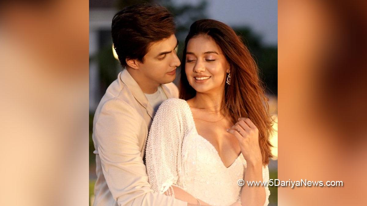 Music, Entertainment, Mumbai, Singer, Song, Mumbai News, Rista Rista, Rista Rista Song, Mohsin Khan, Divya Agarwal