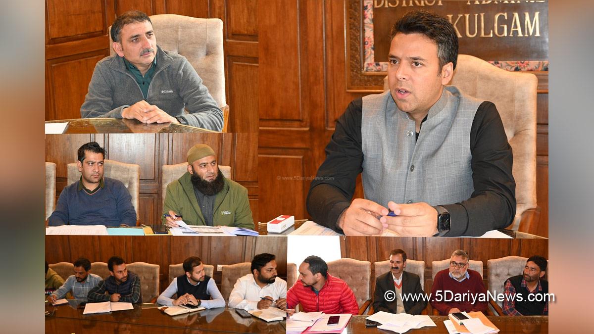 DC Kulgam Dr. Bilal Mohi-Ud-Din Bhat review functioning & progress of RDD; instructs to develop durable assets District has maintained 30% Women job card workers ratio  Kulgam   The Deputy Commissioner (DC) Kulgam, Dr. Bilal Mohi-Ud-Din Bhat today chaired a meeting of Officers of RDD and PR at mini-secretariat here to review the functioning, achievement and   implementation status of various schemes in the district. During the meeting, ACD Kulgam Mohammad Imran apprised the chair about the progr