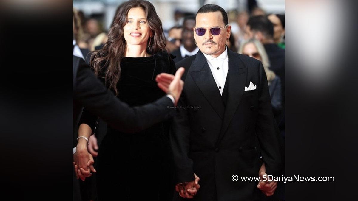 Hollywood, Los Angeles, Actress, Actor, Cinema, Movie, Johnny Depp, Johnny Depp Cannes, Johnny Depp Cannes Standing Ovation, Johnny Depp Jeanne Du Barry, Jeanne Du Barry
