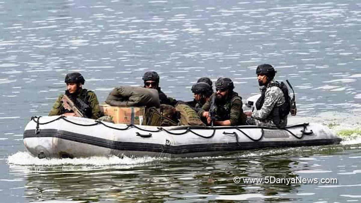 Dal Lake, Srinagar, Marine Commandos, MARCOS, Kashmir, Jammu And Kashmir, Jammu & Kashmir