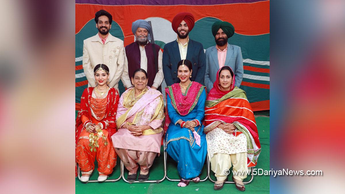 Pollywood, Godday Godday Chaa , Vijay Kumar Arora , Jagdeep Sidhu , Gitaz Bindrakhia , Tania , Sonam Bajwa , Amrit Amby , Gitaj Bindrakhia , Godday Godday Chaa Release Date , Godday Godday Chaa Cast , Godday Godday Chaa Movie , Godday Godday Chaa Movie Release Date , Godday Godday Chaa Movie Cast , VH Entertainment , Zee Studios , Varun Arora , Reasons To Watch Godday Godday Chaa , Godday Godday Chaa Review