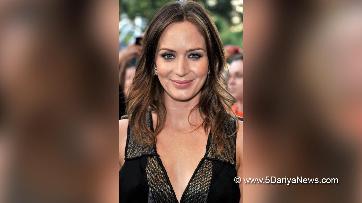 Hollywood, Los Angeles, Actress, Heroine, Emily Blunt, too quickly