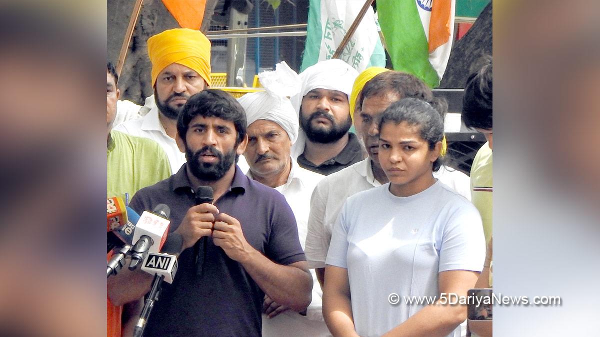 Protest, Agitation, Demonstration, Strike, Bajrang Punia, Mahapanchayat, WFI chief Brij Bhushan Sharan Singh, Sakshi Malik, Jantar Mantar