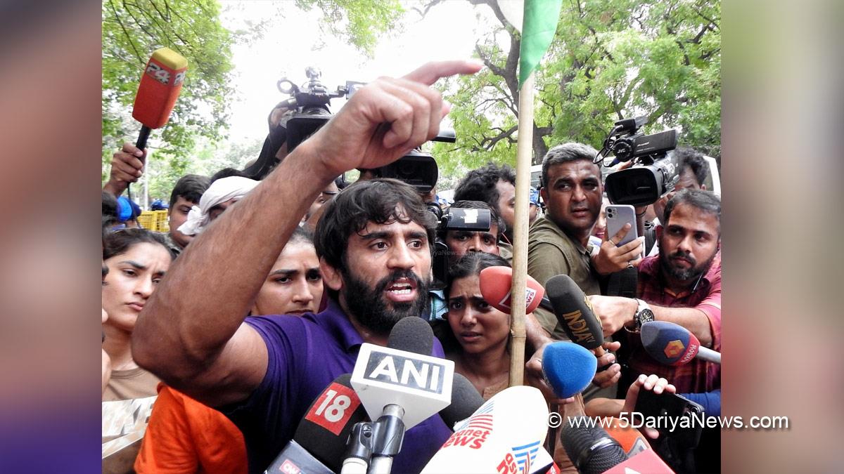 Protest, Agitation, Demonstration, Strike, Bajrang Punia, Vinesh Phogat, Sangeeta Phogat