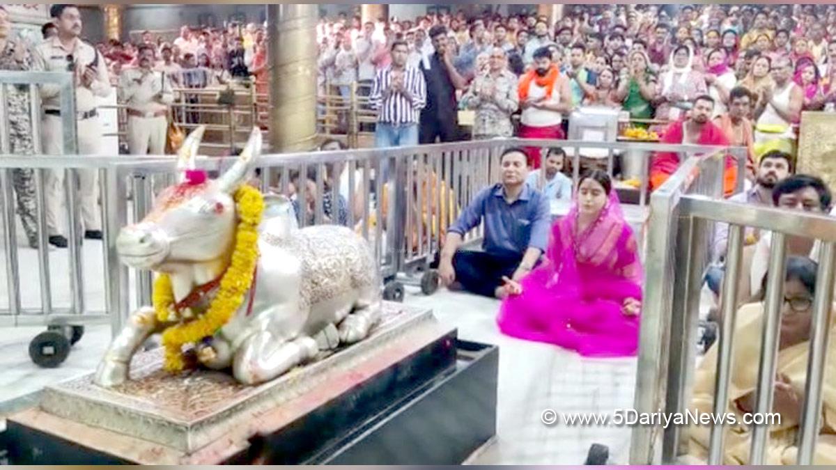 Sara Ali Khan, Bollywood, Entertainment, Mumbai, Actress, Cinema, Hindi Films, Movie, Mumbai News, Heroine, Lord Shiva, Mahakaleshwar temple Ujjain, Garbhagriha, Sanjay Guru
