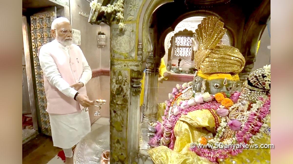 Narendra Modi, Modi, BJP, Bharatiya Janata Party, Prime Minister of India, Prime Minister, Narendra Damodardas Modi, Brahma temple, Pushkar, Rajasthan, Ajmer