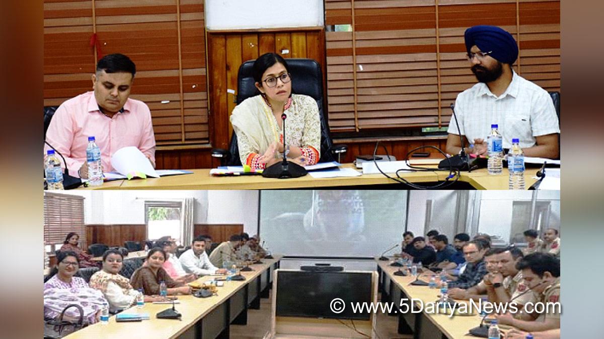 Jammu, Avny Lavasa, Deputy Commissioner Jammu, Kashmir, Jammu And Kashmir, Jammu & Kashmir, District Administration Jammu