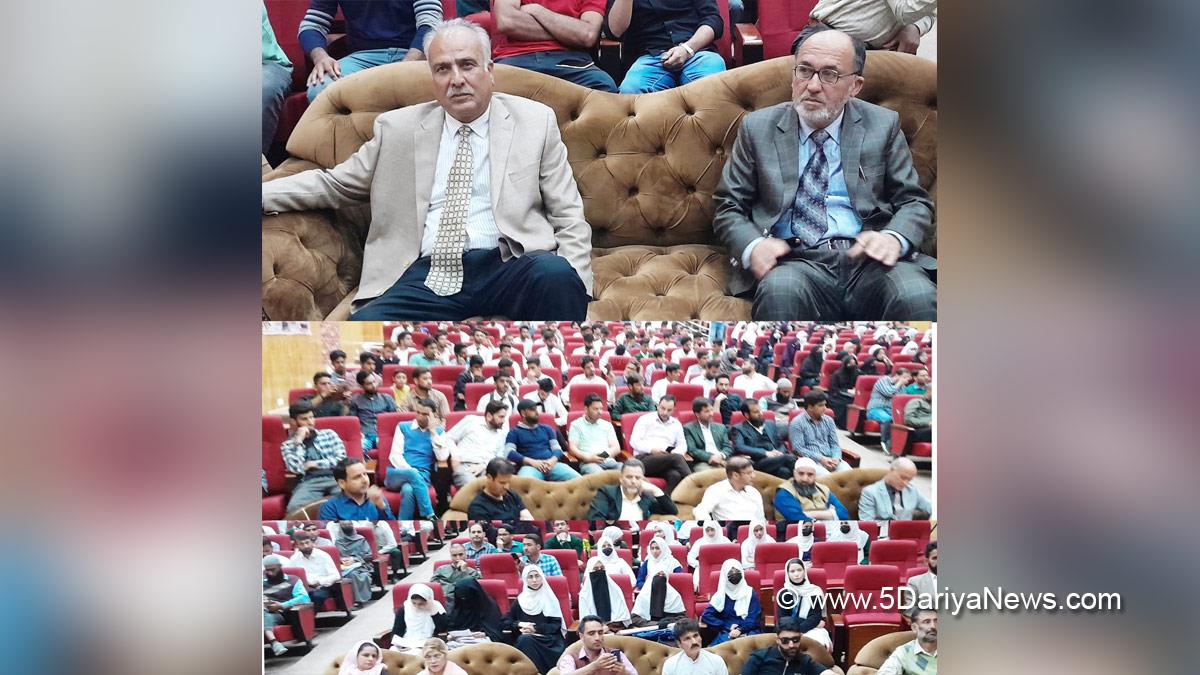 Pulwama, Member Parliament, MP, Hasnain Masoodi, Kashmir, Jammu And Kashmir, Jammu & Kashmir, District Administration Pulwama, Azadi ka Amrit Mahotsav, District Level Yuva Utsav