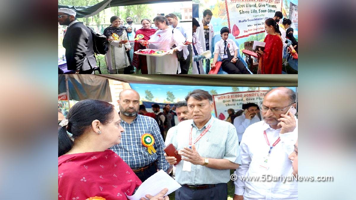 Srinagar, Director Colleges, HED, Prof. Dr Yasmeen Ashai, Jammu, Kashmir, Jammu And Kashmir, Jammu & Kashmir, Amar Singh College, Blood Donation Camp, Blood Camp, RAKT DHAN HAI MAHA DHAN
