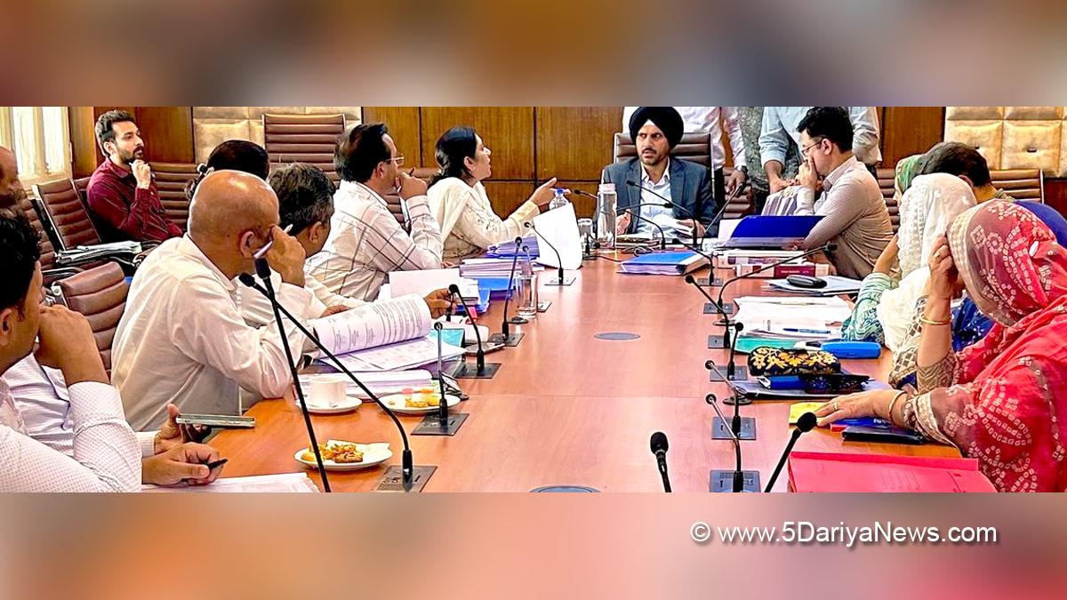 Srinagar, Commissioner Secretary Industries and Commerce, Vikramjit Singh, Jammu, Kashmir, Jammu And Kashmir, Jammu & Kashmir, Mehmood Ahmed Shah