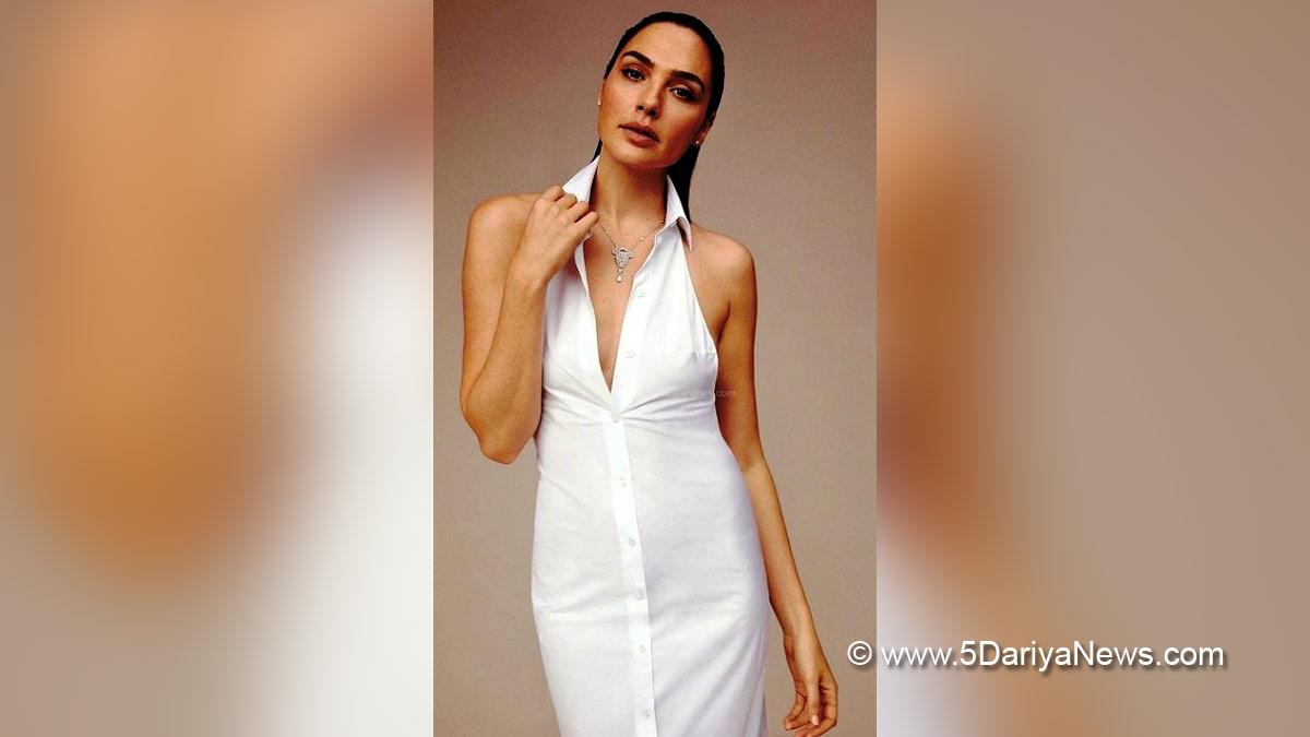 Hollywood, Los Angeles, Actress, Heroine, Gal Gadot, An Incredible Thing, 