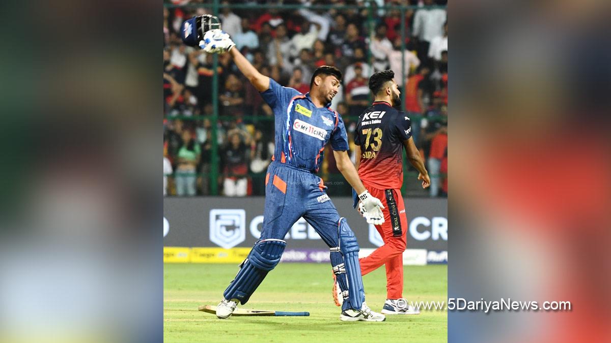 Sports News, Cricket, Cricketer, Player, Bowler, Batsman, Indian Premier League, IPL, IPL 2023, #IPL2023, Indian Premier League 2023,  Avesh Khan, Lucknow Super Giants, LSG, Royal Challengers Bangalore, RCB, Indian Premier League