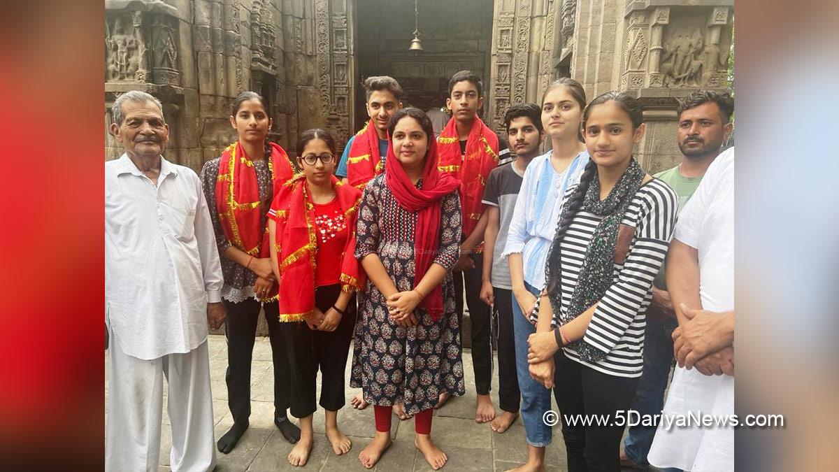Udhampur, Juhi Manhas Pathania, Kashmir, Jammu And Kashmir, Jammu & Kashmir, District Administration Udhampur