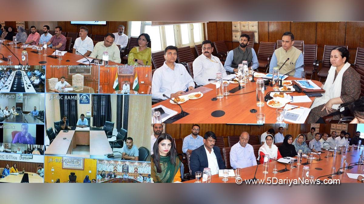 JK Admin, Srinagar, V Srinivas, Kashmir, Jammu And Kashmir, Jammu & Kashmir, District Administration Srinagar, Union Secretary, Department of Administrative Reforms and Public Grievances, DARPG, JKIGRAMS, Rehana Batul, Narender Kour