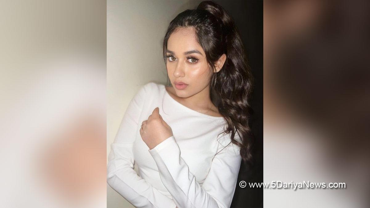 Bollywood , Entertainment , Mumbai , Actress , Cinema , Hindi Films , Movie , Mumbai News , Heroine , Jannat Zubair , Kayfa Haluka , How are You